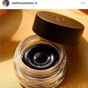 Melt Cosmetics Onyx Gel Liner